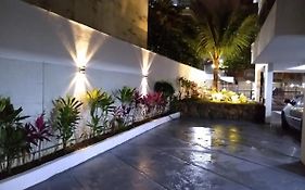 Apto Novo a uma Quadra da Praia